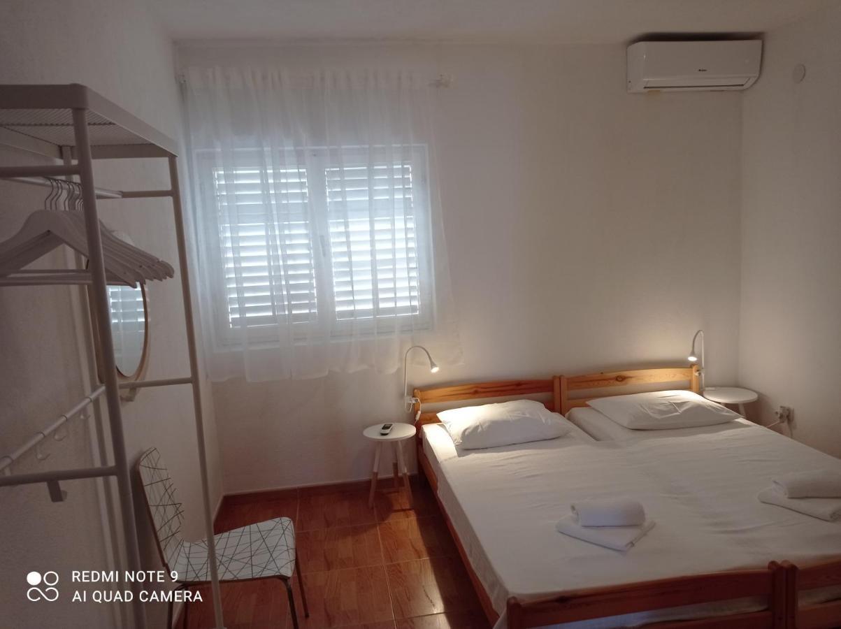 Apartments Angela มาคาร์สกา ภายนอก รูปภาพ